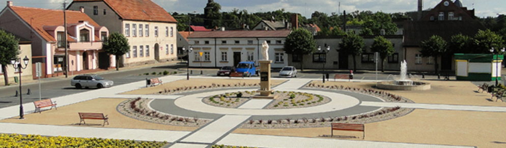 Zdjęcie placu głównego miasta Piaski